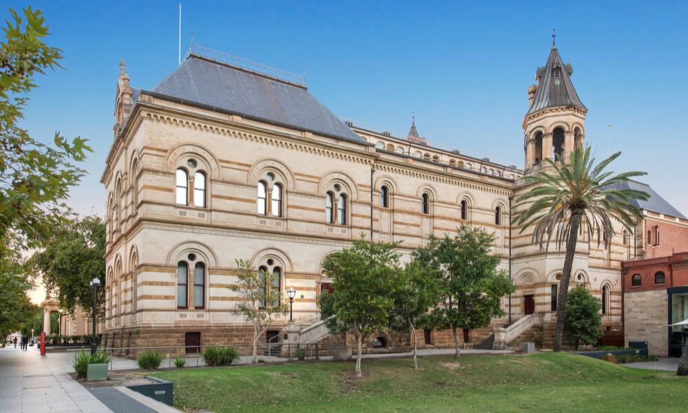 Heritage Tour in Adelaide