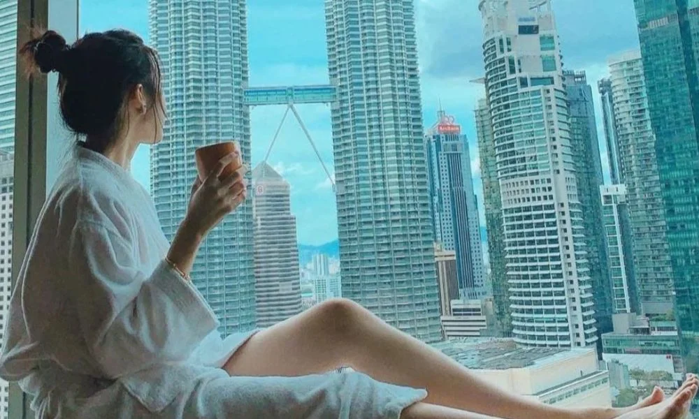 Nice Room With Petronaz Twin Tower View