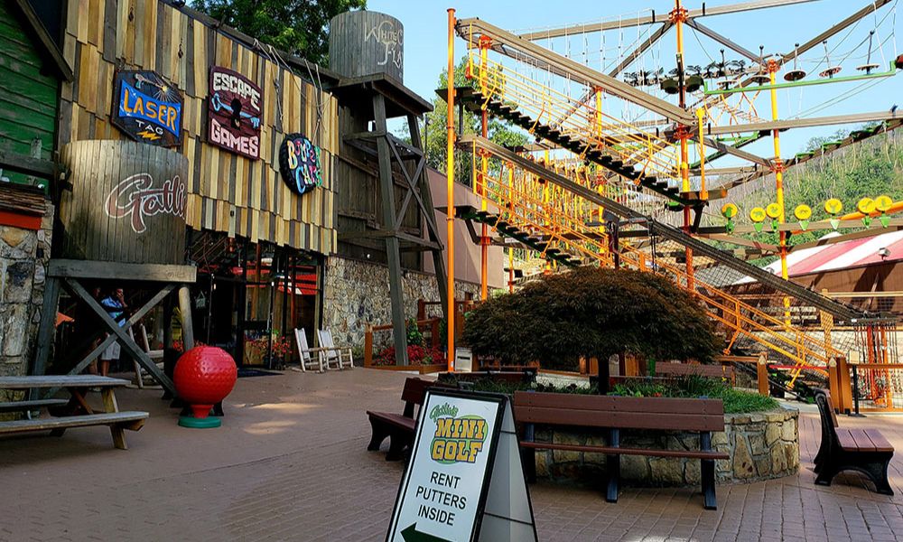 Gatlinburg-Gatlin's-Fun-Center Gatlin's Fun Center