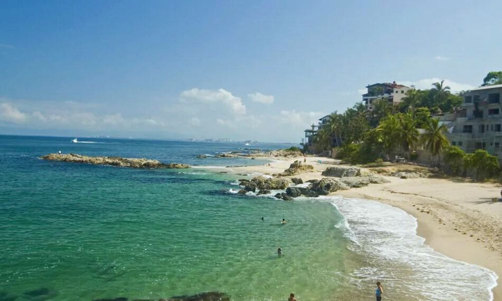 Conchas Chinas Beach