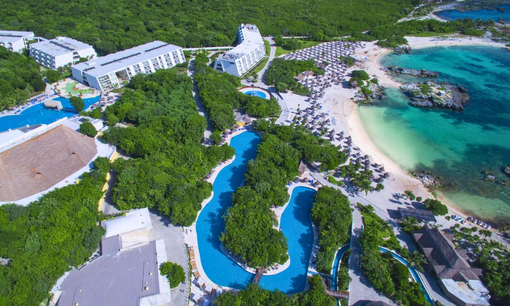 Grand Serenis Resort